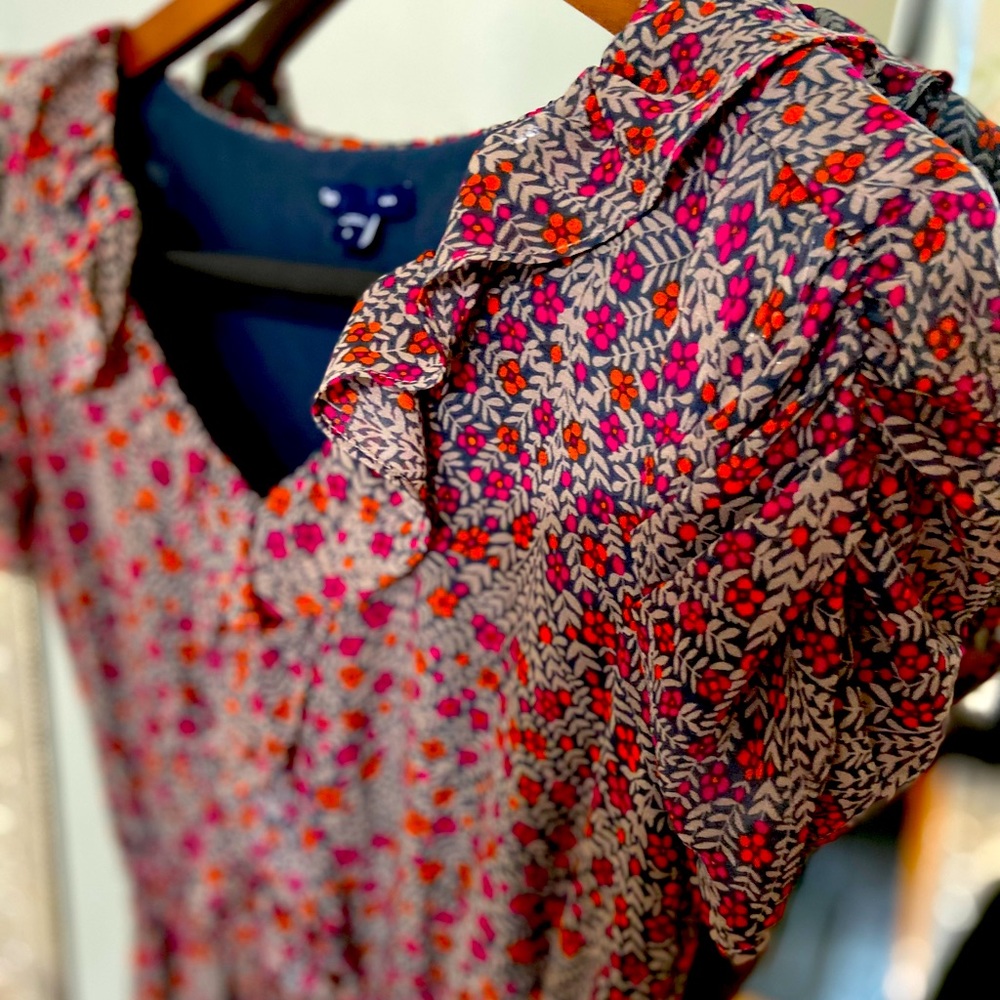 Gap flutter sleeve dress